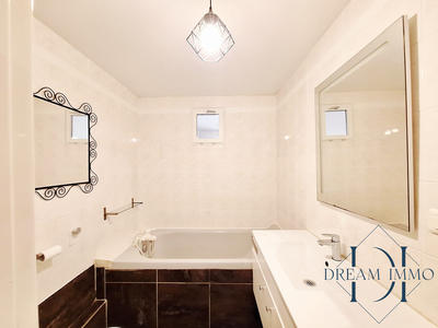 Appartement - 104 m² - 3 pièces