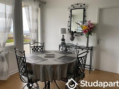 Appartement - 60 m² - 2 pièces