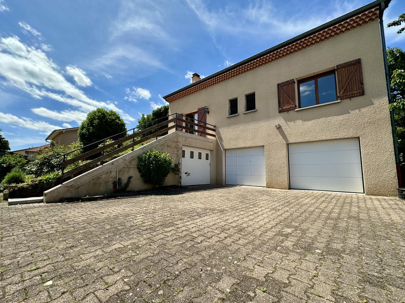 Maison - 117 m² - 4 pièces