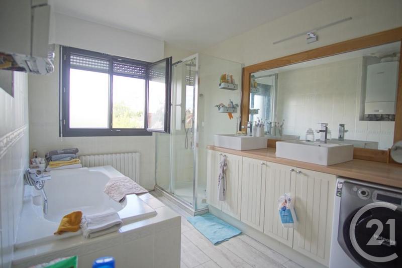 Appartement - 112 m² - 4 pièces