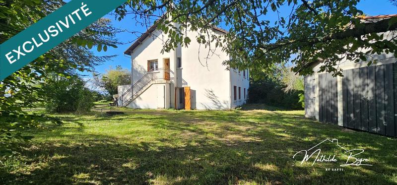 Maison - 158 m² - 8 pièces
