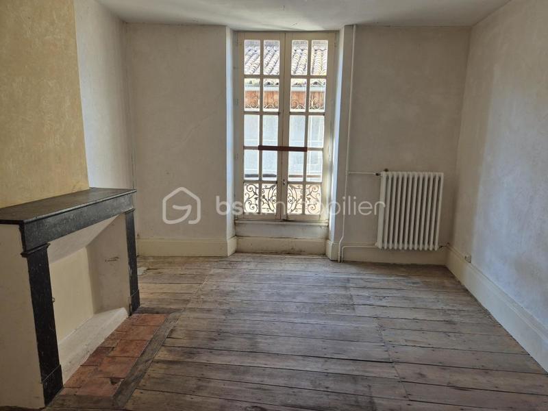 Maison ancienne - 330 m² - 15 pièces