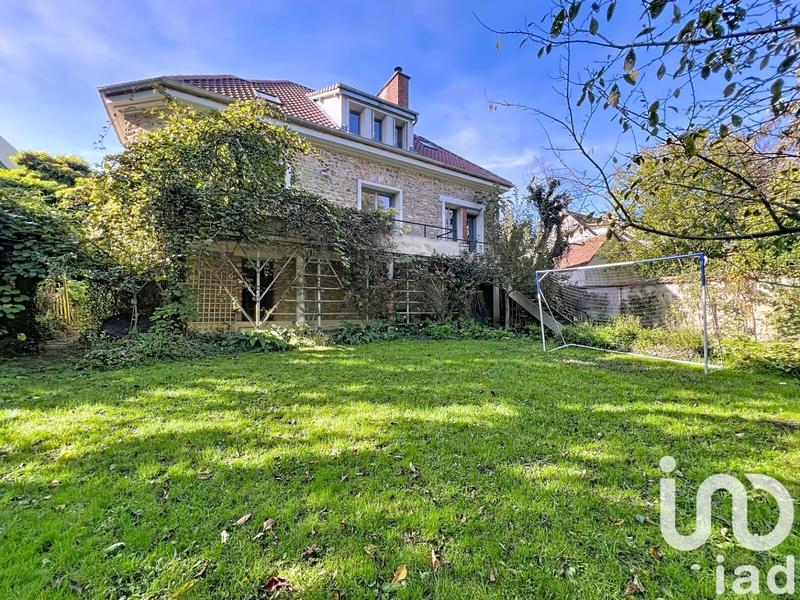 Maison de maîtres - 190 m² - 9 pièces