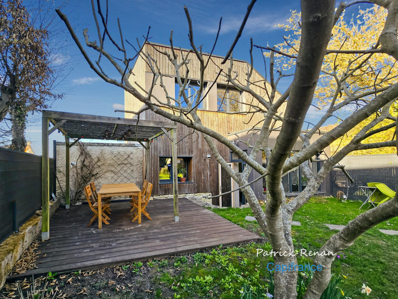 Maison - 105 m² - 6 pièces