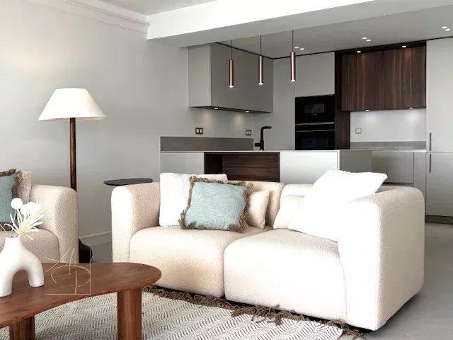 Appartement - 98 m² - 3 pièces