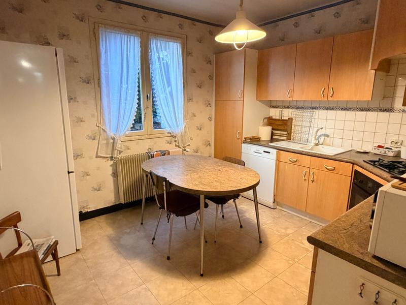 Maison - 111 m² - 6 pièces