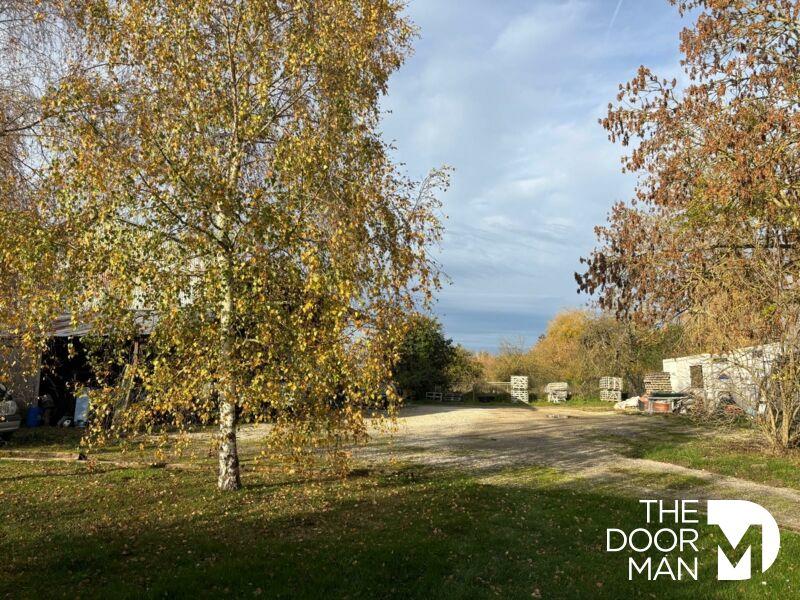 Maison - 200 m² - 7 pièces