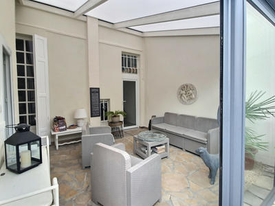 Maison - 170 m² - 8 pièces