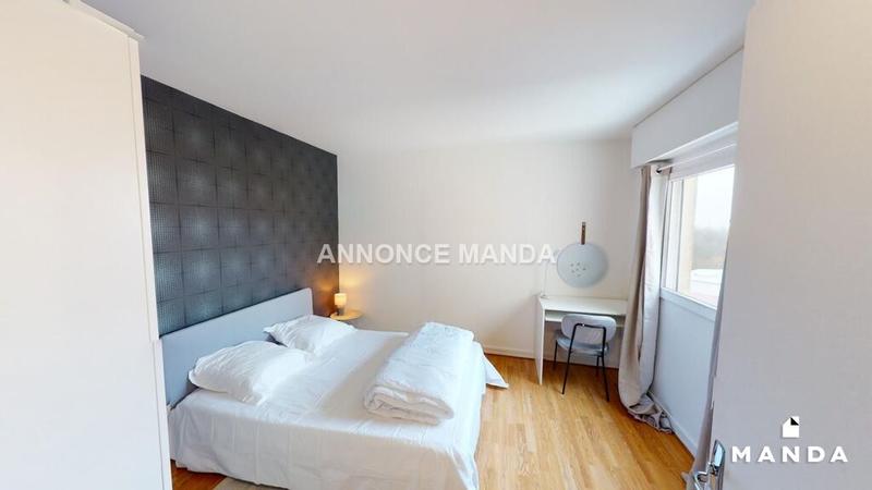 Chambre - 9 m² - 6 pièces