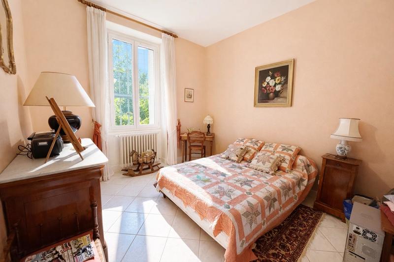 Appartement - 123 m² - 5 pièces