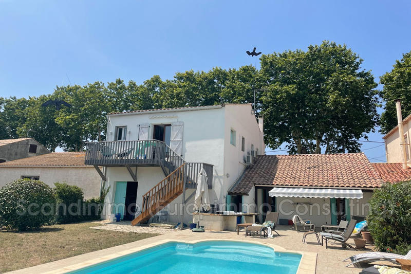 Maison - 141 m² - 8 pièces