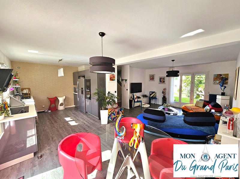 Maison - 120 m² - 6 pièces