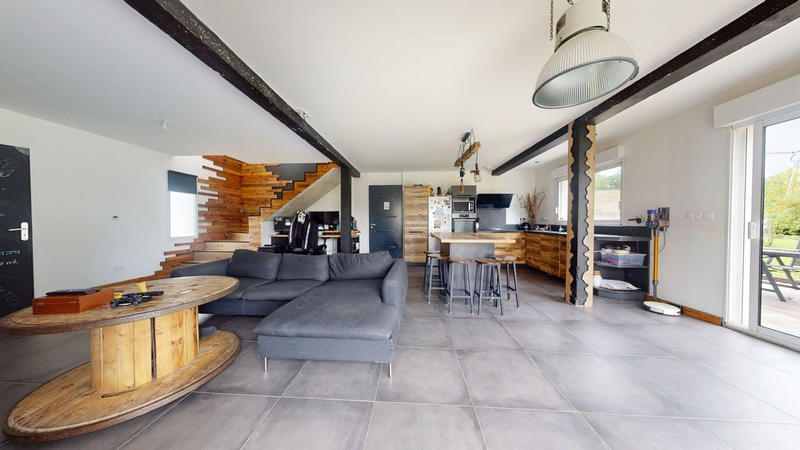 Maison - 145 m² - 5 pièces