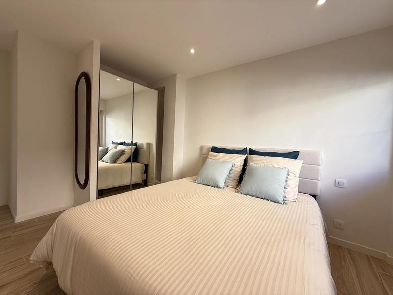 Appartement - 95 m² - 4 pièces