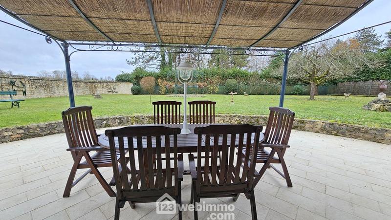 Maison - 180 m² - 6 pièces