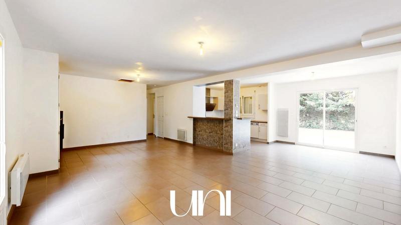 Maison - 88 m² - 3 pièces