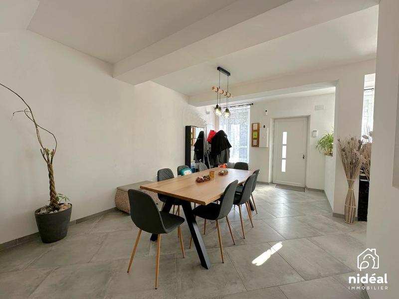 Maison - 148 m² - 6 pièces