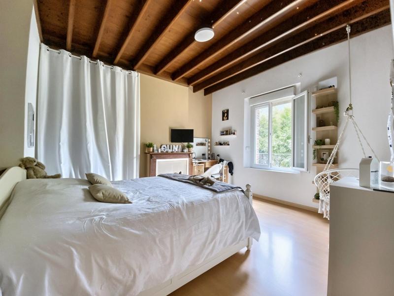 Maison - 170 m² - 6 pièces