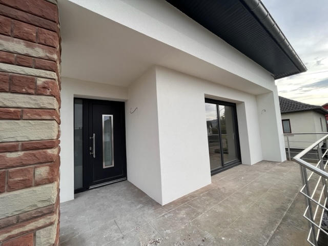 Maison - 166 m² - 5 pièces