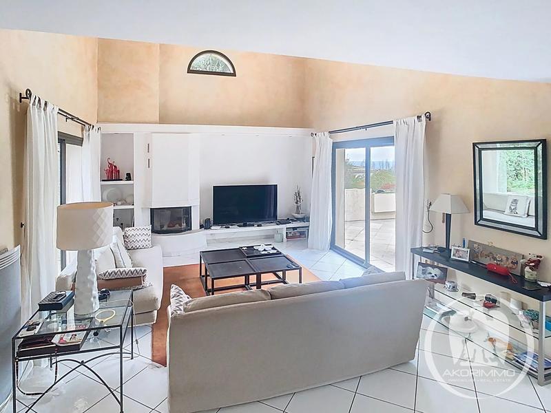 Villa - 105 m² - 5 pièces