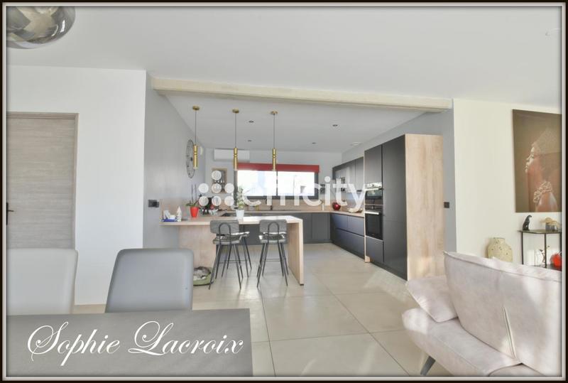 Villa - 127 m² - 4 pièces