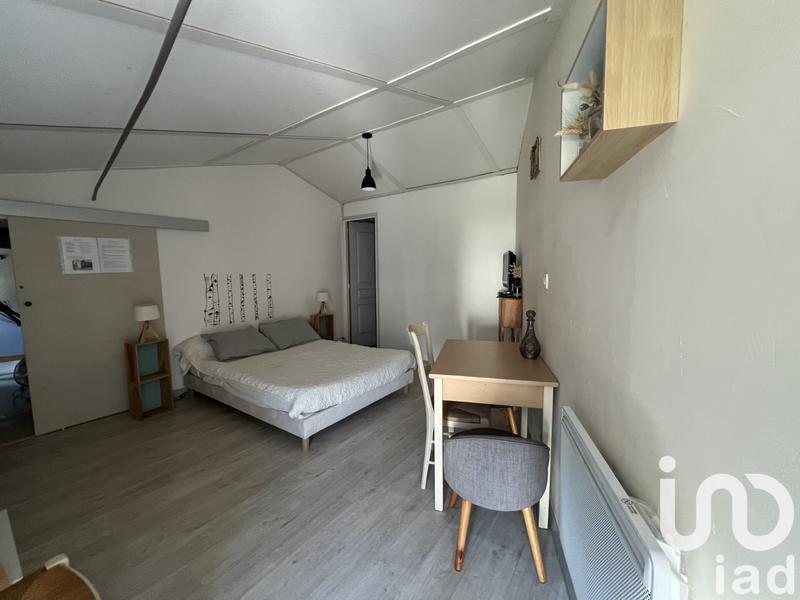 Maison - 220 m² - 5 pièces