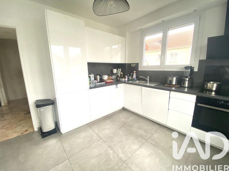 Maison - 123 m² - 7 pièces