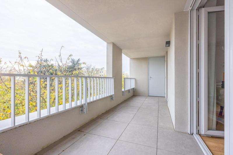 Appartement - 82 m² - 4 pièces