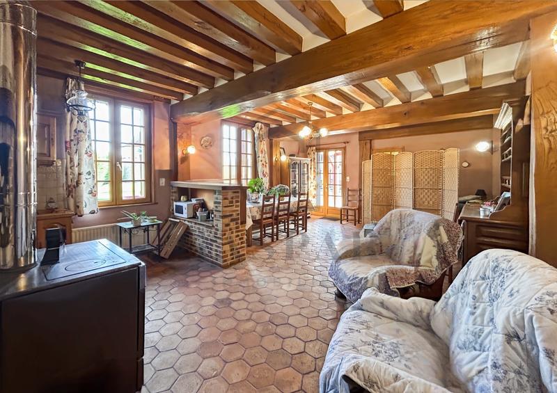 Maison - 453 m² - 17 pièces