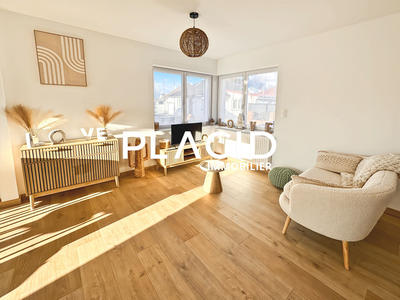 Maison - 84 m² - 4 pièces