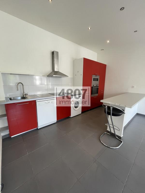 Appartement - 65 m² - 2 pièces