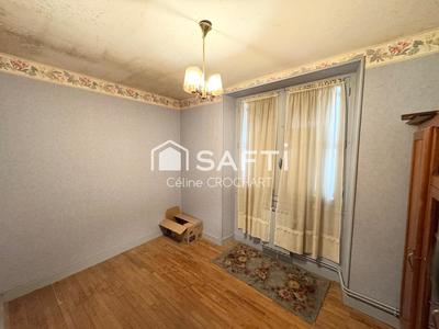 Maison - 175 m² - 9 pièces