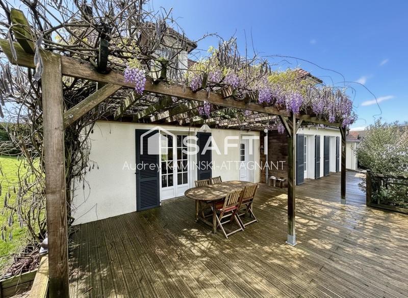 Maison - 149 m² - 7 pièces