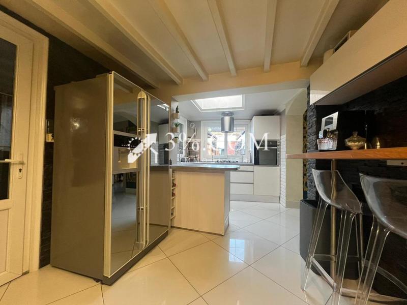 Maison - 130 m² - 6 pièces