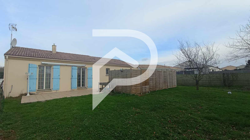 Maison - 95 m² - 5 pièces