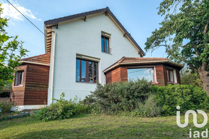 Maison - 142 m² - 8 pièces