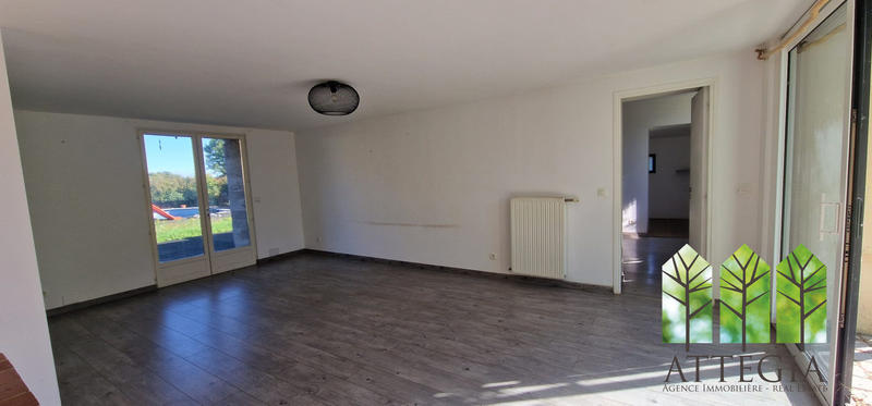 Maison - 190 m² - 10 pièces