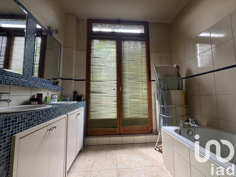 Maison - 107 m² - 5 pièces
