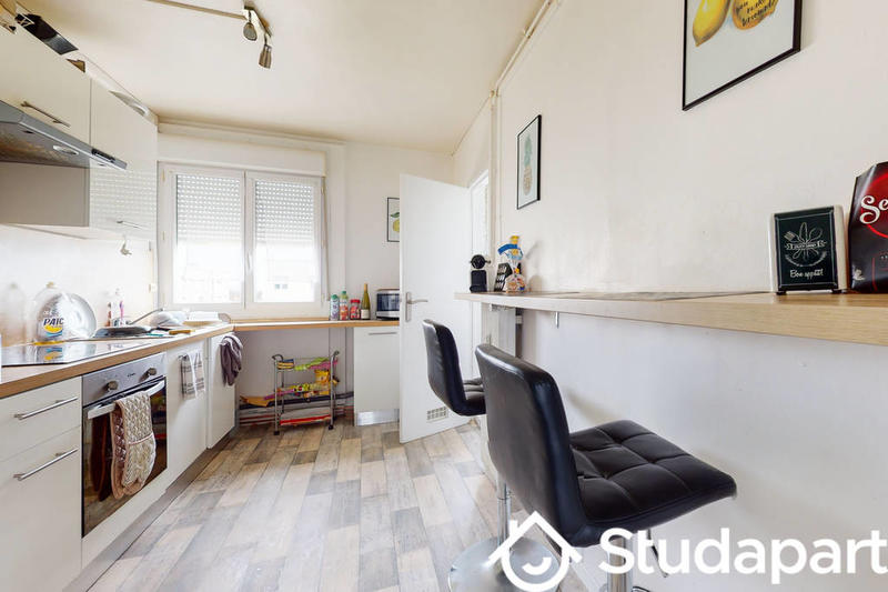 Chambre - 13 m² - 1 pièce