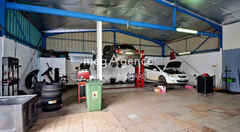 Fonds de commerce - 198 m²