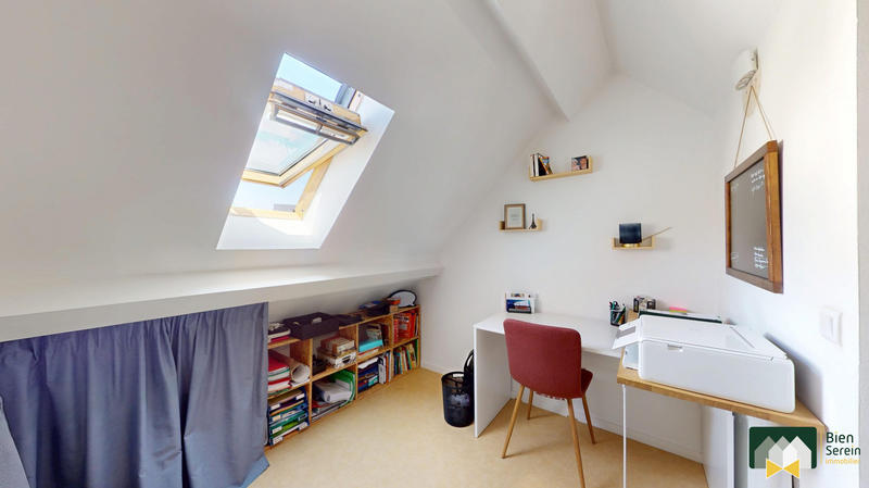 Appartement - 92 m² - 5 pièces