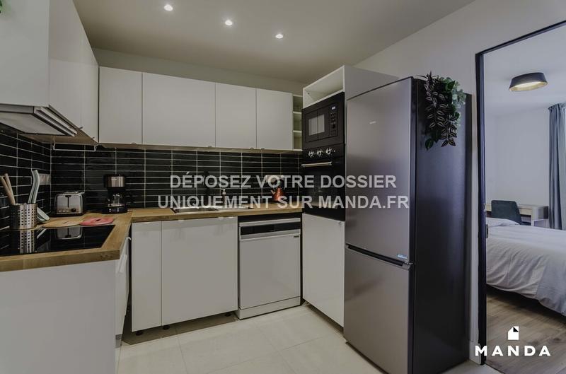 Chambre - 11 m² - 5 pièces