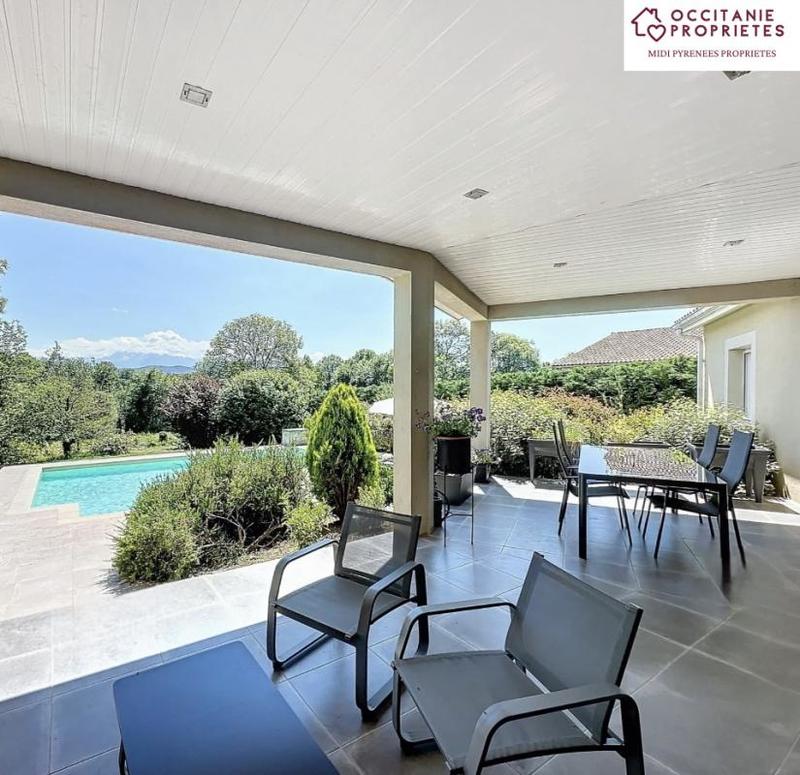 Villa - 183 m² - 6 pièces