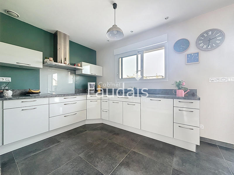 Maison - 122 m² - 6 pièces