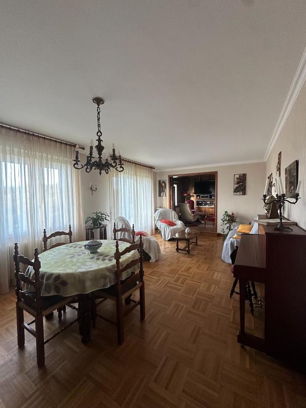 Maison - 110 m² - 6 pièces