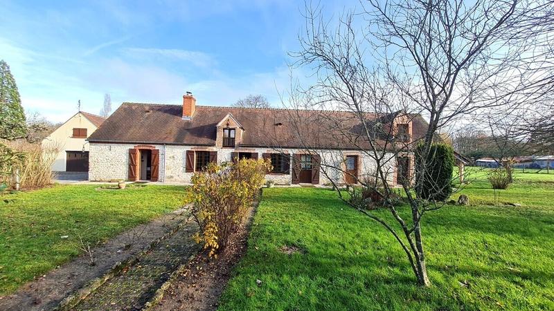 Maison - 170 m² - 9 pièces