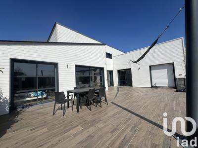 Maison - 174 m² - 6 pièces