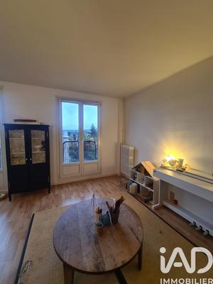 Appartement - 64 m² - 3 pièces