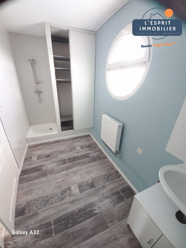 Local commercial - 290 m² - 12 pièces