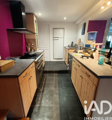 Maison - 318 m² - 7 pièces